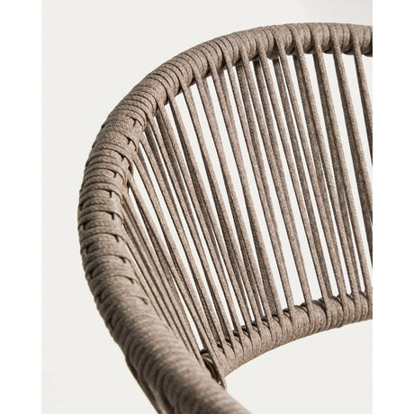 Stapelbarer Outdoor-Stuhl Alimia aus Aluminium in Taupe und braunem Synthetikseil von Kave Home – Bild 12