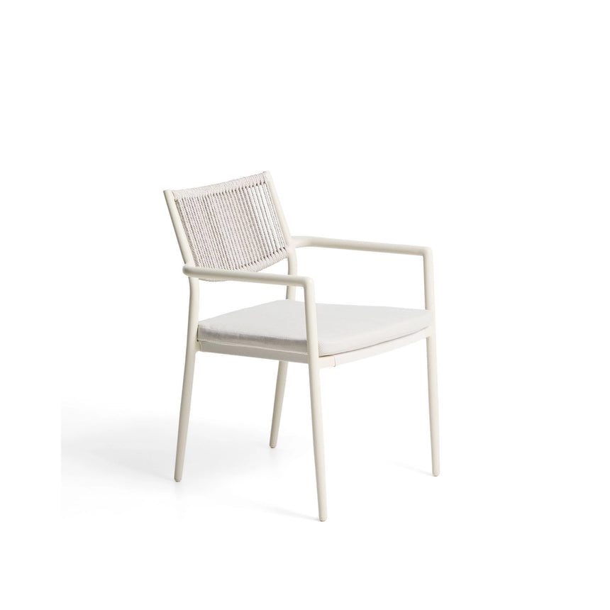 Stapelbarer Outdoor-Stuhl Argasi aus Aluminium in Ecru und grauem Synthetikseil von Kave Home – Bild 1