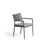 Stapelbarer Outdoor-Stuhl Argasi aus Aluminium in Graphit und dunkelgrauem Synthetikseil von Kave Home – Bild 1