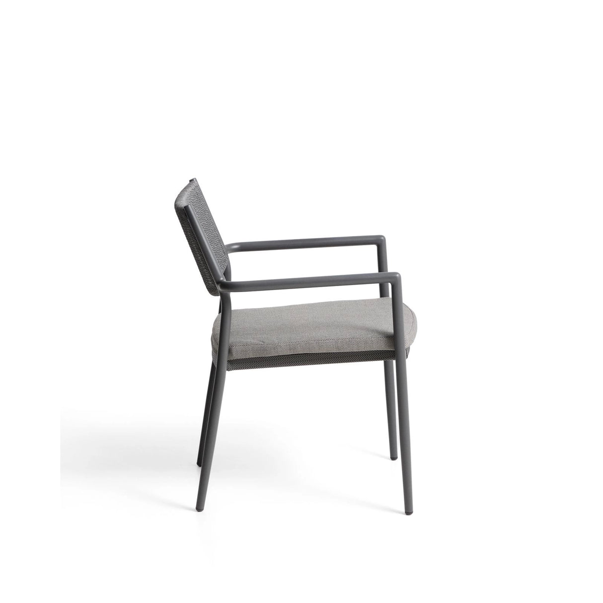Stapelbarer Outdoor-Stuhl Argasi aus Aluminium in Graphit und dunkelgrauem Synthetikseil von Kave Home – Bild 7