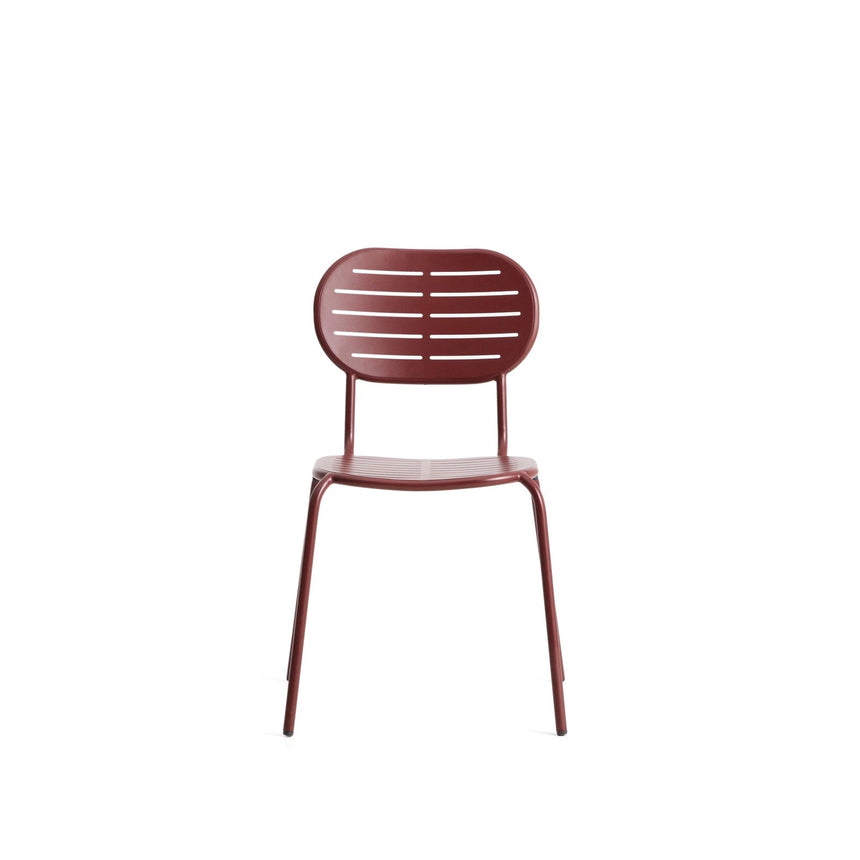 Stapelbarer Outdoor-Stuhl Brai aus granatrot verzinktem Stahl von Kave Home – Bild 9