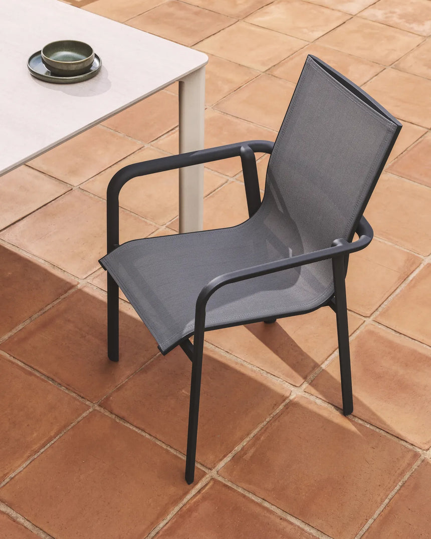 Stapelbarer Outdoor-Stuhl Canea aus Texteline und Aluminium von Kave Home – Bild 2