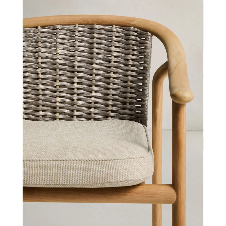 Stapelbarer Outdoor-Stuhl Elunda aus massivem Teakholz, FSC 100 % von Kave Home – Bild 11