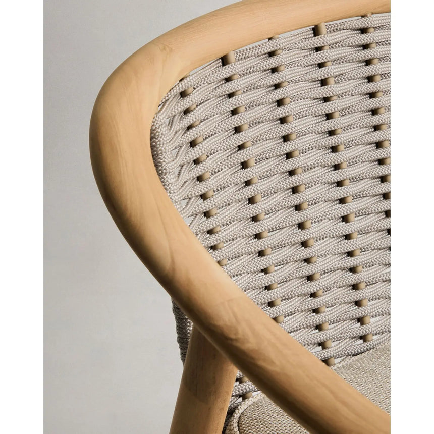 Stapelbarer Outdoor-Stuhl Elunda aus massivem Teakholz, FSC 100 % von Kave Home – Bild 14