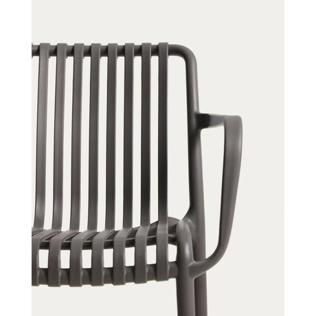 Stapelbarer Outdoor-Stuhl Isabellini in Graphitgrau von Kave Home – Bild 8