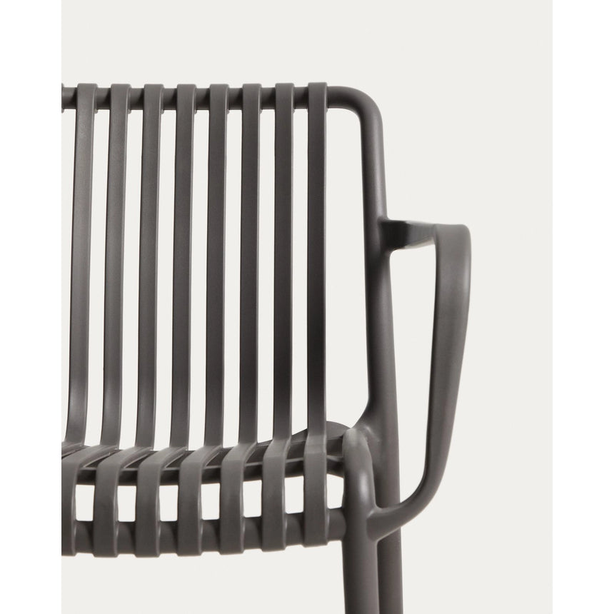 Stapelbarer Outdoor-Stuhl Isabellini in Graphitgrau von Kave Home – Bild 8