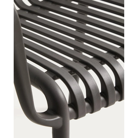 Stapelbarer Outdoor-Stuhl Isabellini in Graphitgrau von Kave Home – Bild 9