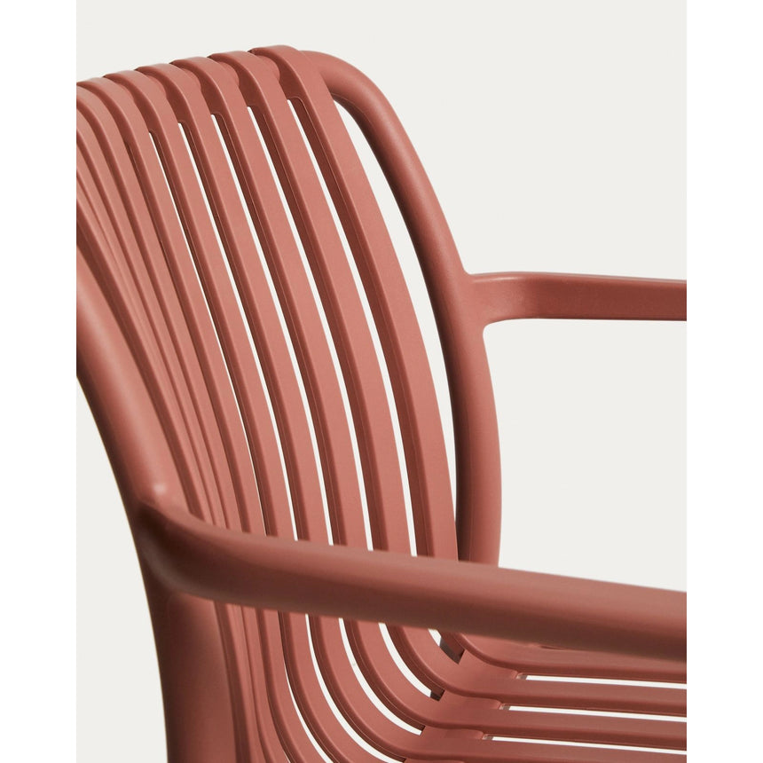Stapelbarer Outdoor-Stuhl Isabellini in Terrakotta von Kave Home – Bild 14