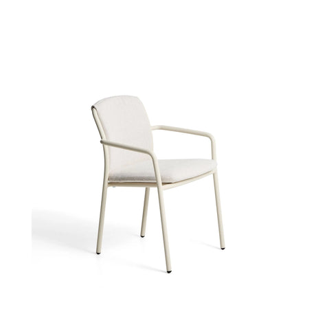 Stapelbarer Stuhl Linosa aus Aluminium in Naturfarbe mit beigem Kissen von Kave Home – Bild 1