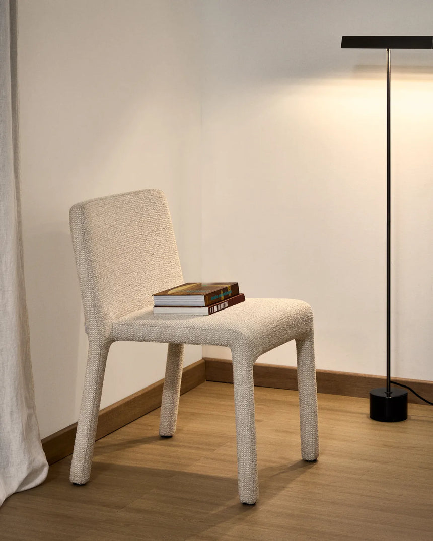 Stapelbarer Stuhl Loria mit beiger Chenille FSC 100% von Kave Home – Bild 4