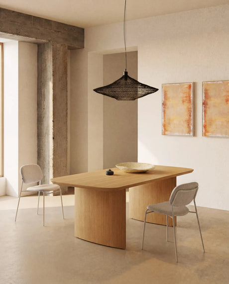 Stapelbarer Stuhl Meli mit beiger Chenille und beigen Metallbeinen FSC Mix Credit von Kave Home – Bild 2