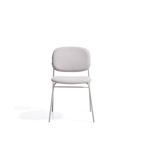 Stapelbarer Stuhl Meli mit beiger Chenille und beigen Metallbeinen FSC Mix Credit von Kave Home – Bild 6