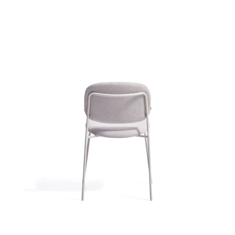Stapelbarer Stuhl Meli mit beiger Chenille und beigen Metallbeinen FSC Mix Credit von Kave Home – Bild 7