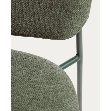 Stapelbarer Stuhl Meli mit grüner Chenille und grünen Metallbeinen, FSC Mix Credit von Kave Home – Bild 12