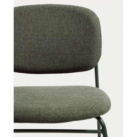 Stapelbarer Stuhl Meli mit grüner Chenille und grünen Metallbeinen, FSC Mix Credit von Kave Home – Bild 9