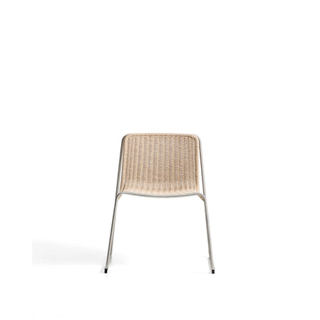 Stapelstuhl Tavari aus beigefarbenem Synthetikseil und Edelstahl in gebürsteter Optik von Kave Home – Bild 9