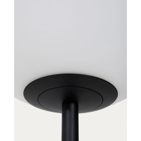 Stehlampe Brisia aus Metall mit schwarzem Finish und einer Glaskugel Ø 30 cm von Kave Home – Produktbild 6