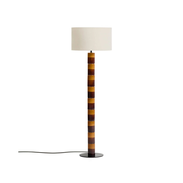 Stehlampe Mavran mit Baumwollschirm und Keramiksockel in Braun und Senfgelb von Kave Home – Bild 1