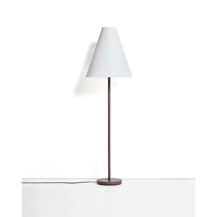 Stehlampe Navat aus Metall in Braun mit Antik-Finish von Kave Home – Bild 1