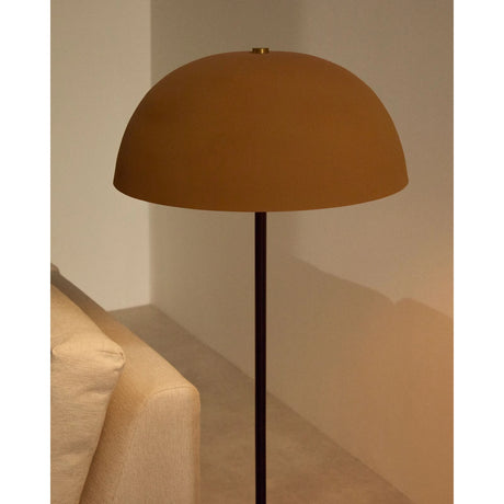 Stehlampe Nibla aus schwarzem Metall und Lampenschirm in Terrakottaoptik von Kave Home – Produktbild 3