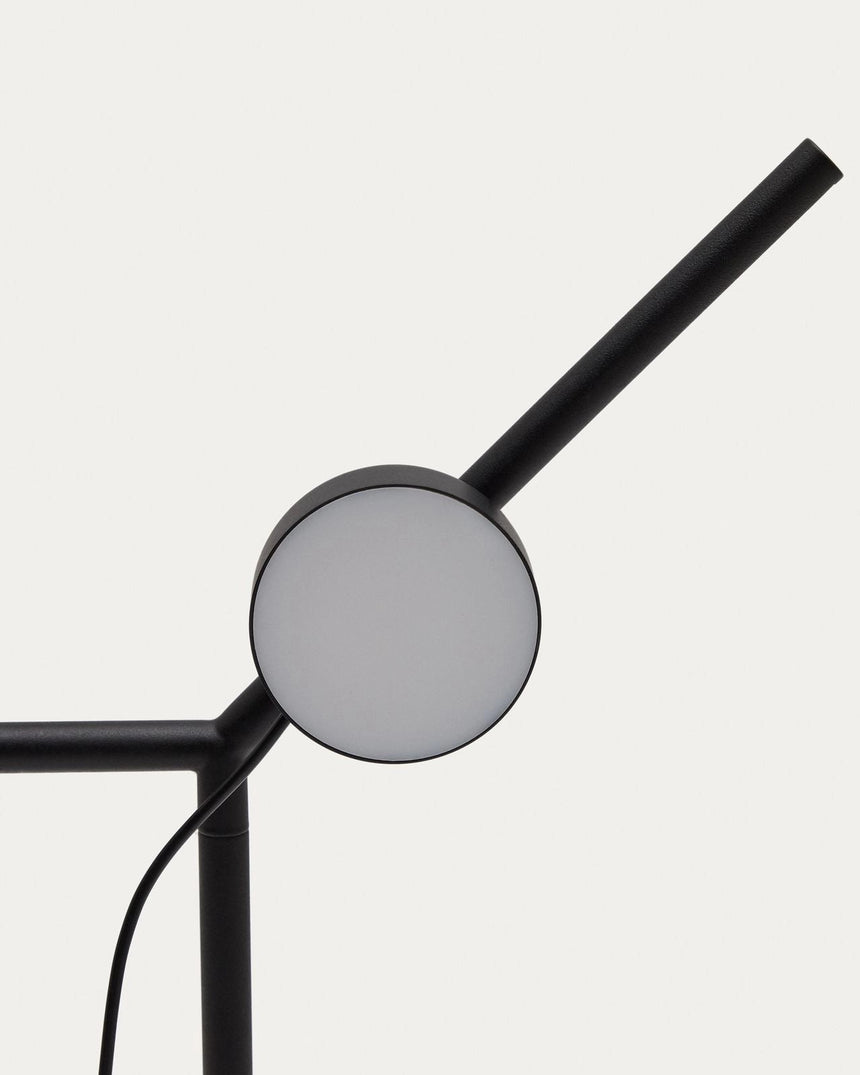 Stehlampe Orey aus schwarzem Metall mit Multipositions-Lichtpunkt von Kave Home – Bild 6