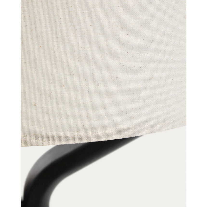 Stehlampe Ubira aus Eichenholz mit schwarzem Finish mit Lampenschirm aus Leinen von Kave Home – Bild 7