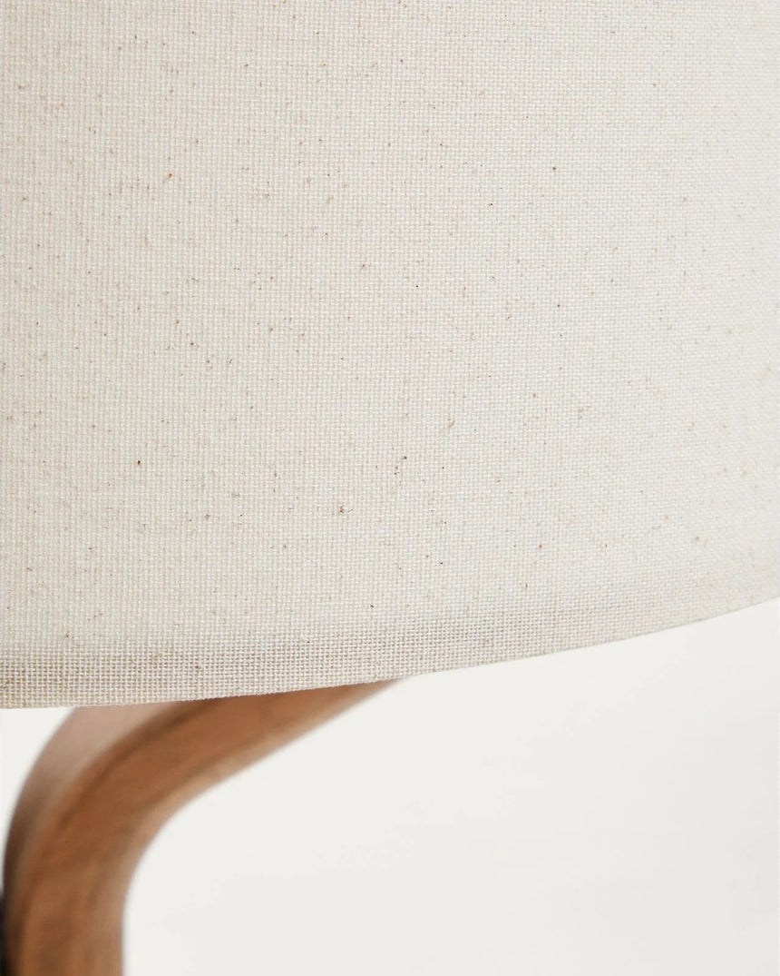 Stehlampe Ubira aus Eschenholz mit Lampenschirm aus Leinen von Kave Home – Bild 5