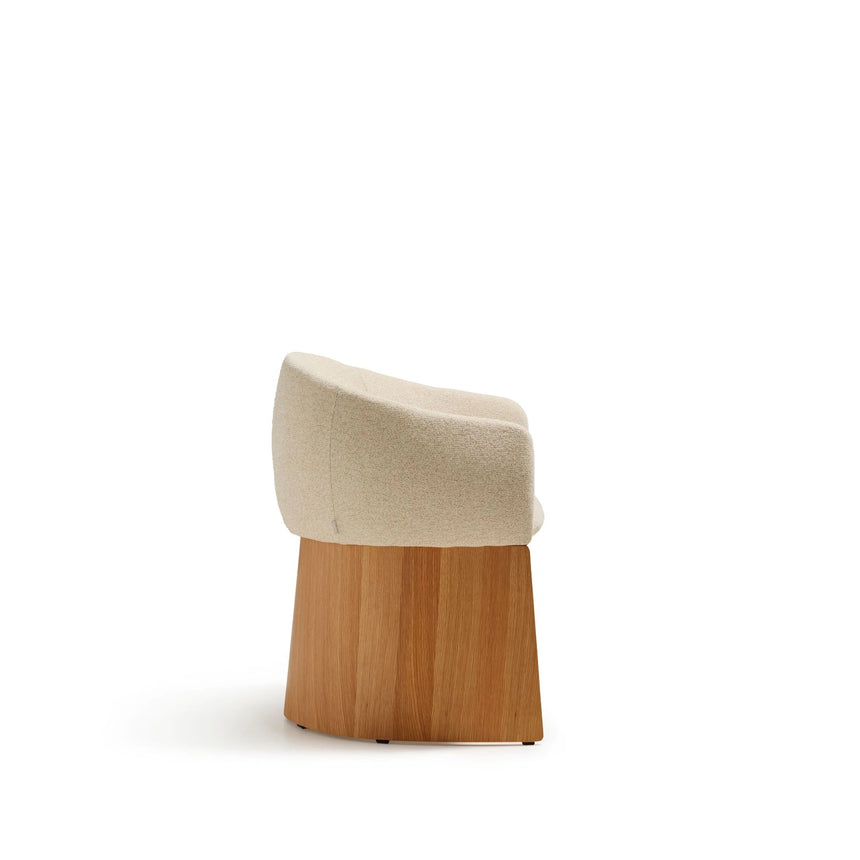 Stuhl Bosca mit beiger Chenille und Eichenfurnier FSC 100% von Kave Home – Bild 8