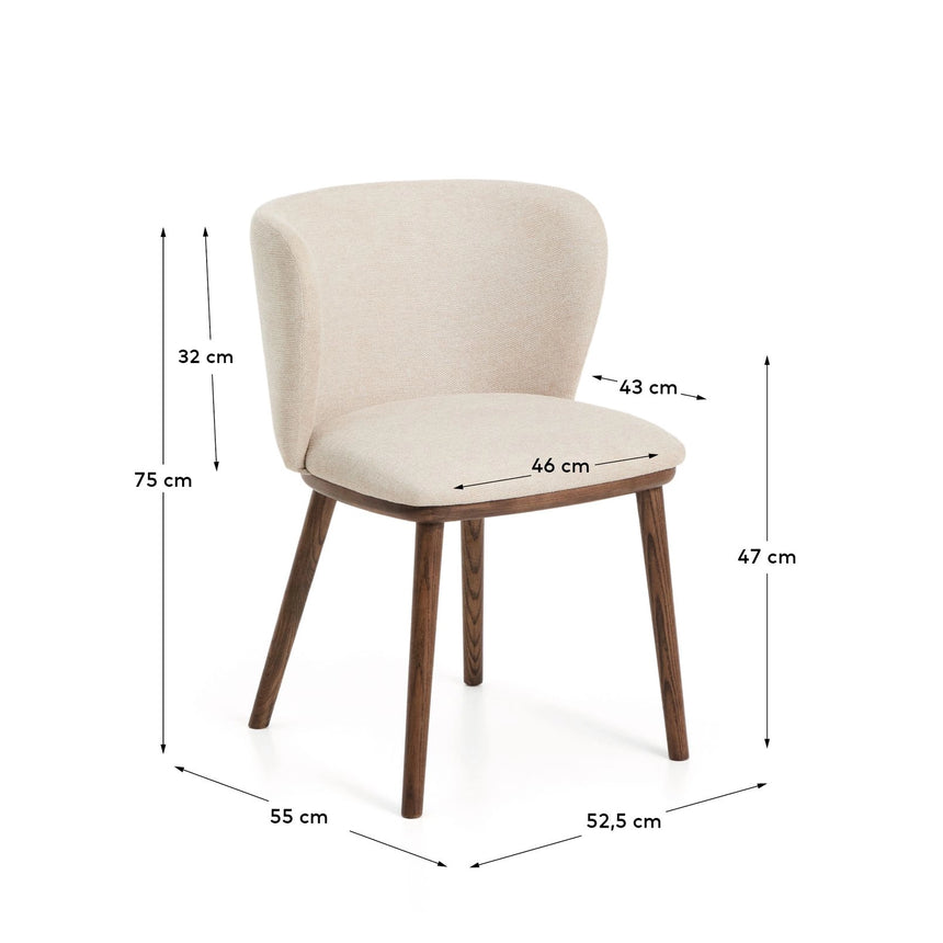 Stuhl Ciselia flammhemmend beiger Chenille mit Beinen aus massivem Eschenholz mit walnussholzfarbenem Finish, FSC Mix Credit von Kave Home – Bild 3