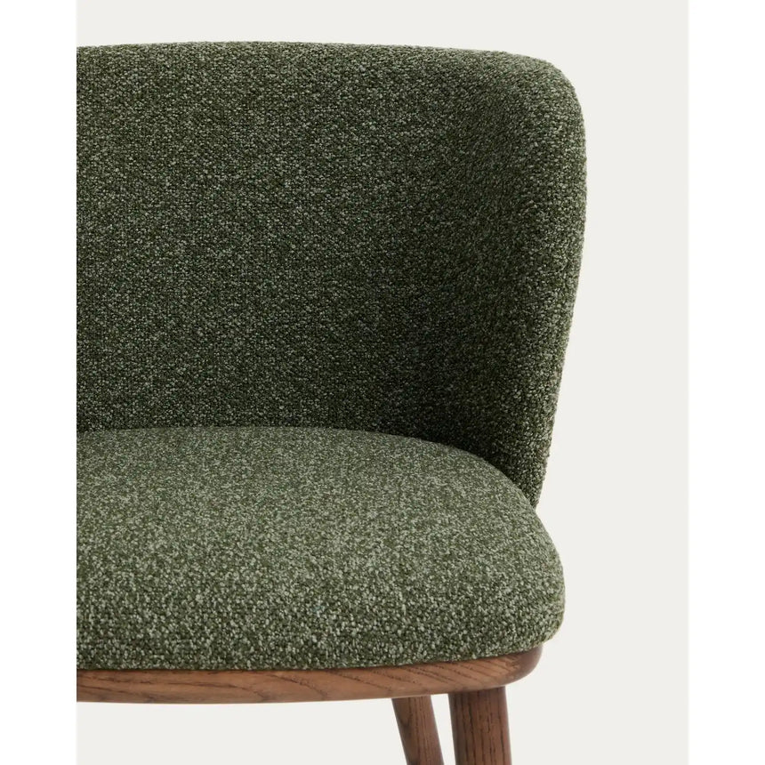 Stuhl Ciselia in dicker Chenille mit Beinen aus Eschenholz oder Stahl , FSC Mix Credit von Kave Home – Bild 8