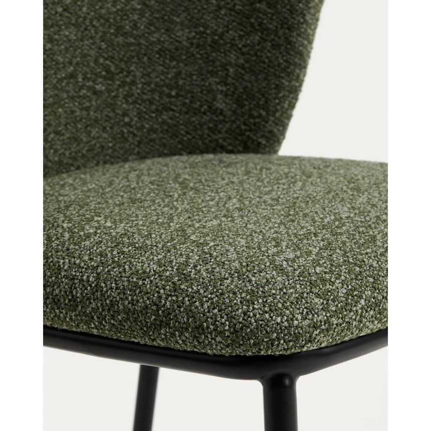 Stuhl Ciselia in dicker, dunkelgrüner Chenille mit Stahlbeinen mit schwarzem Finish, FSC Mix Credit von Kave Home – Bild 9