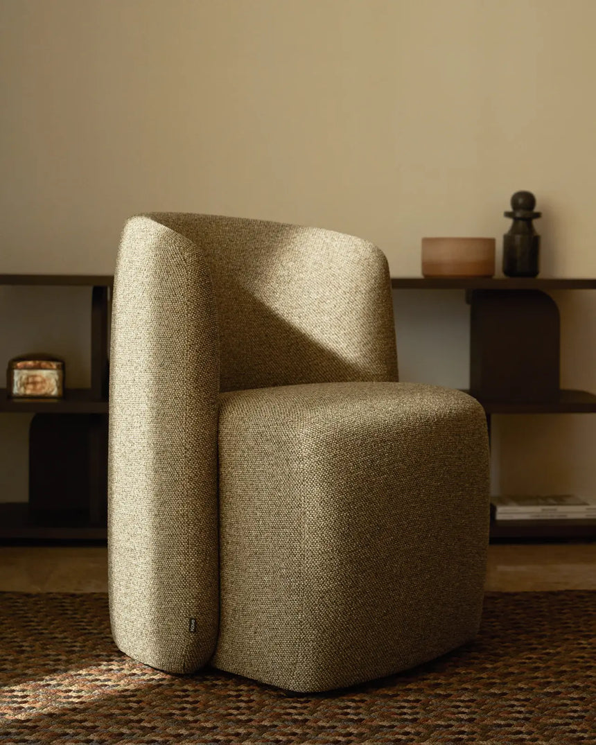 Stuhl Corvena aus Chenille in Beige FSC-Mix-Kredit von Kave Home – Bild 3