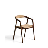 Stuhl Derile aus massivem Eichenholz mit Nussbaum-Finish und beigem Papierseil 100% FSC von Kave Home – Bild 1
