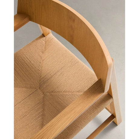 Stuhl Idun aus massivem FSC Mix Credit Eichenholz mit Finish in natürlichem Farbton und Sitzfläche aus Seil von Kave Home – Bild 9