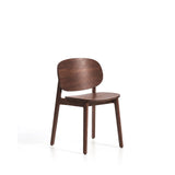 Stuhl Ludara aus Eichenfurnier mit Nussbaumfinish oder Naturfinish von Kave Home – Bild 1