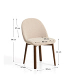 Stuhl Meila flammhemmend mit beiger Chenille und Beinen aus massivem Eschenholz mit Nussbaumfinish von Kave Home – Bild 4