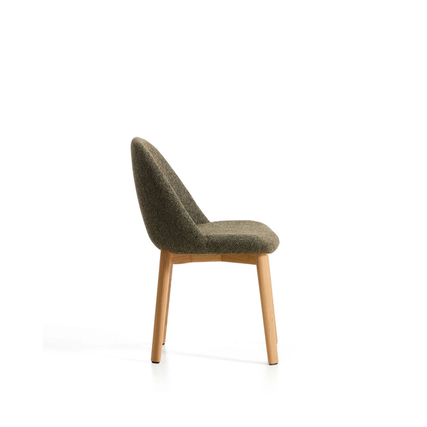 Stuhl Meila mit grüner Chenille und Beinen aus massivem Eschenholz mit naturfarbenem Finish  von Kave Home – Bild 3