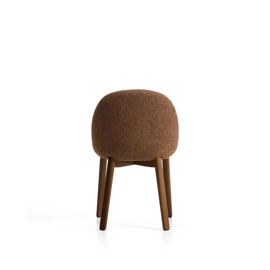 Stuhl Meila mit terrakottafarbener Chenille und Beinen aus massivem Eschenholz mit Nussbaumfinish von Kave Home – Bild 6