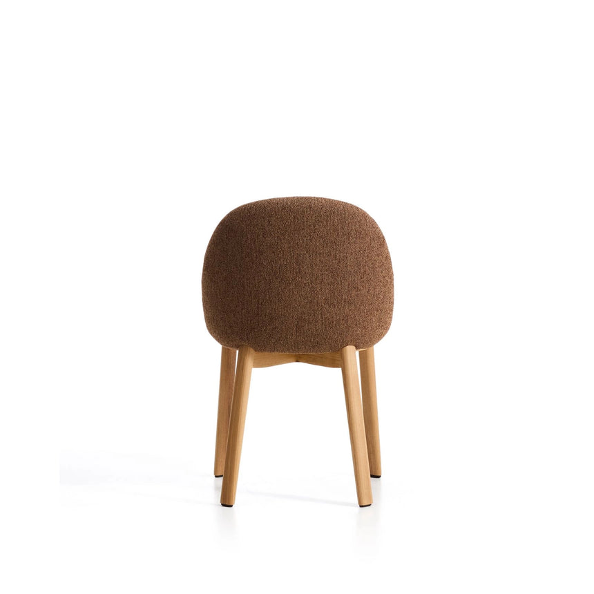 Stuhl Meila mit terrakottafarbener Chenille und Beinen aus massivem Eschenholz mit naturfarbenem Finish  von Kave Home – Bild 6