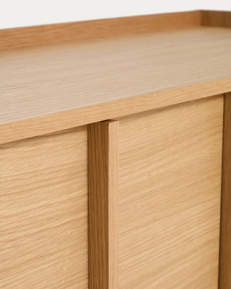 TV-Möbel Onix aus Eichenfurnier mit Naturton-Finish 150 x 47 cm FSC Mix Credit von Kave Home – Bild 5