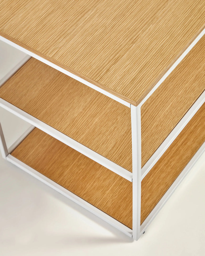 TV-Möbel Yoana aus Eichenfurnier und Metallgestell weiß 160 x 40 cm von Kave Home – Produktbild 1