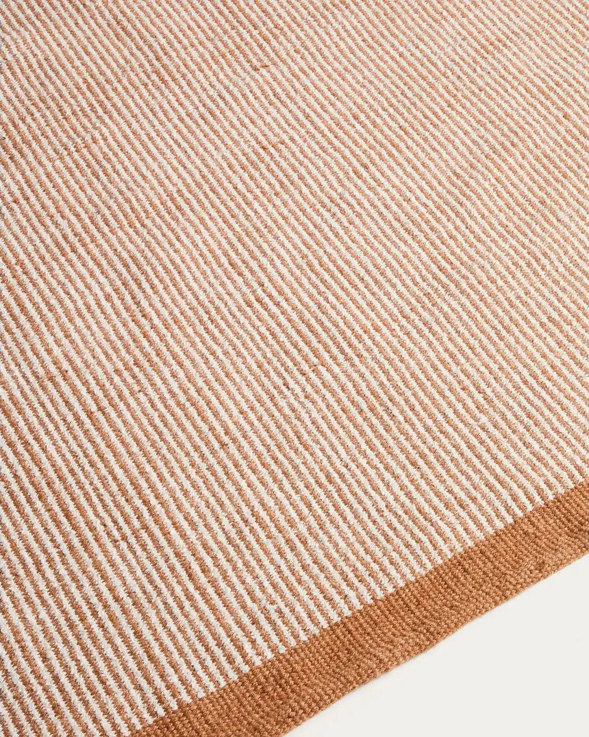 Teppich Tinei aus 100 % PET mit orangefarbenen Streifen, 200 x 300 cm von Kave Home – Bild 2