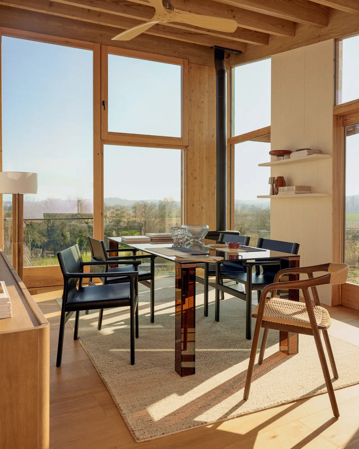 Tisch Adularia aus braunem Einscheiben-Sicherheitsglas, 200 x 100 cm von Kave Home – Bild 2