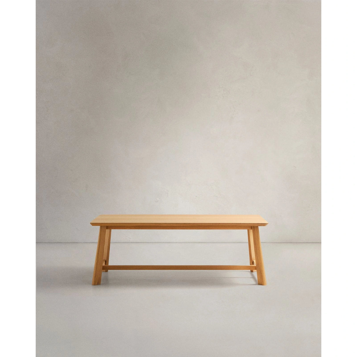 Tisch Idun aus furniertem und massivem Eichenholz mit Finish in natürlichem Farbton FSC Mix Credit 220 x 100 cm von Kave Home – Bild 1