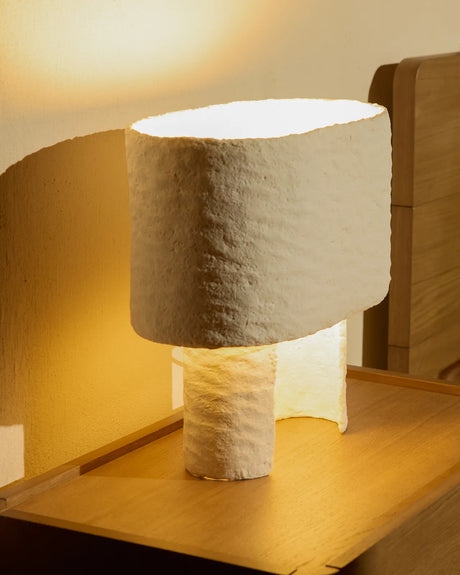 Tischlampe Bedala aus weißem Pappmaché von Kave Home – Bild 2