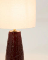 Tischlampe Drava aus weinroter Keramik mit Baumwollschirm von Kave Home – Bild 5