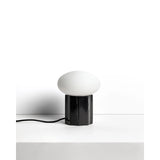 Tischlampe Idela aus Rauchglas und schwarzem Marmor Ø 15 cm von Kave Home – Bild 1