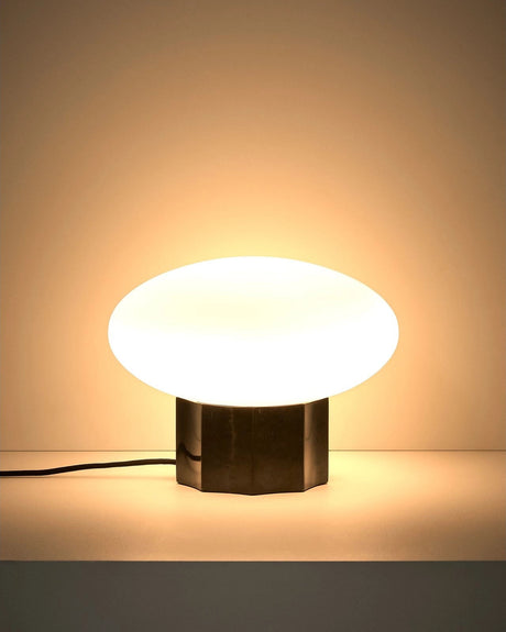 Tischlampe Idela aus Rauchglas und schwarzem Marmor Ø 26 cm von Kave Home – Bild 4