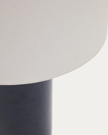 Tischlampe Toneric aus Keramik mit blauem Finish und Baumwolle von Kave Home – Produktbild 2