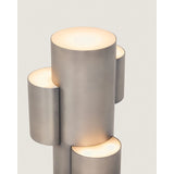 Tragbare LED-Tischlampe Adrina aus hellgrauem Metall mit gebürstetem Finish von Kave Home – Bild 7